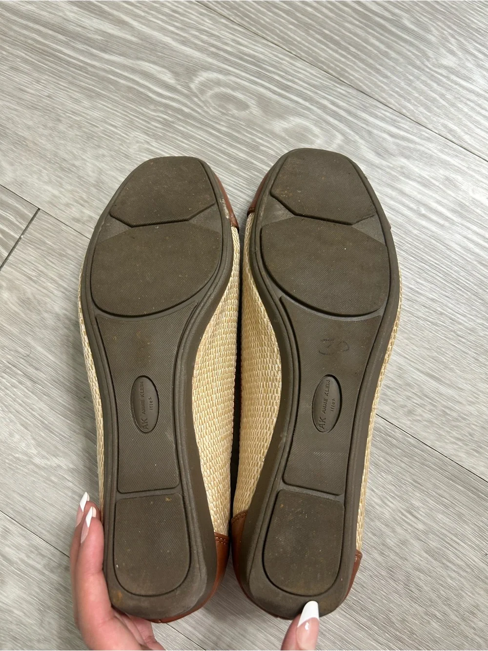 Anne Klein Tan Brown Flats